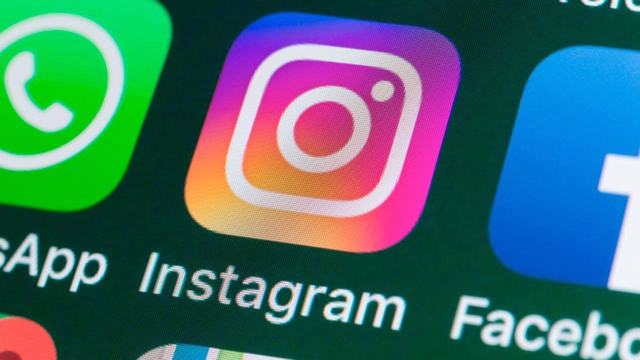instagram permette di aggiungere