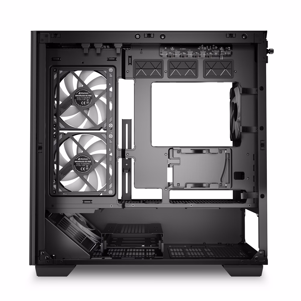 ELITE SHARK CM100, vano interno con le due ventole laterali e lo spazio per la scheda madre
